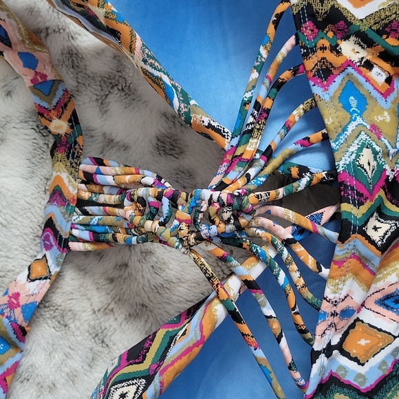 Strappy Back Tankini Top - Picture 3 of 6